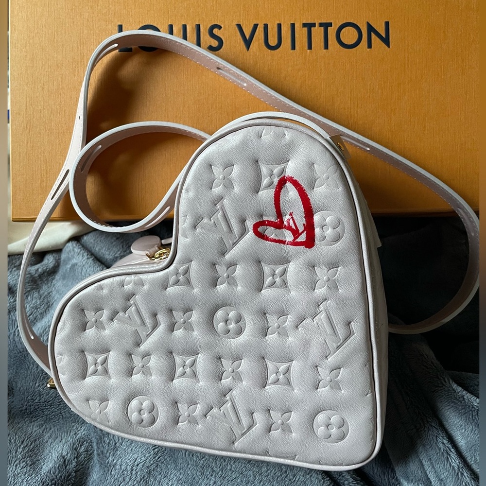 LV sac coeur pink heart lamb skin bag
